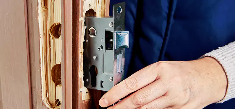 Garage Door Lock Replacement North Plainfield